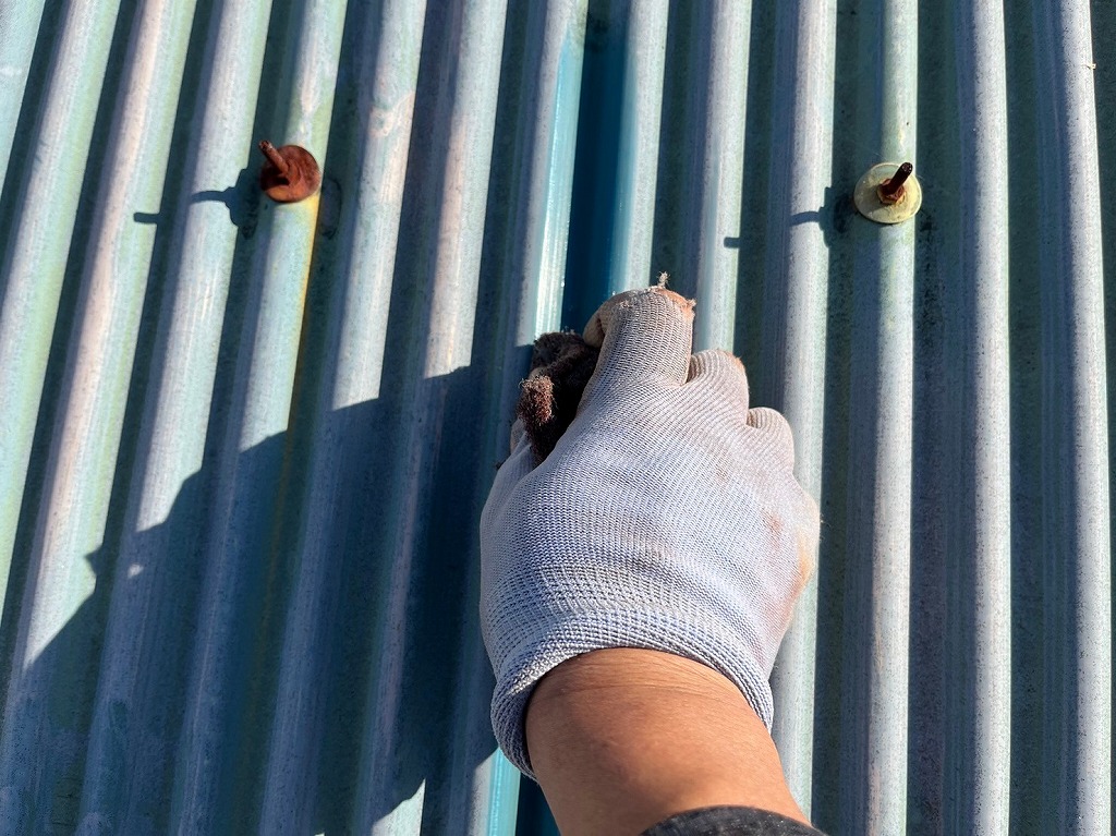 ケレン作業　屋根塗装